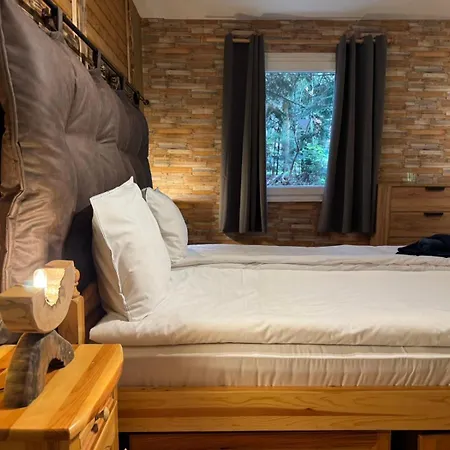 Отель Mura With & Hot Swimming Pool *