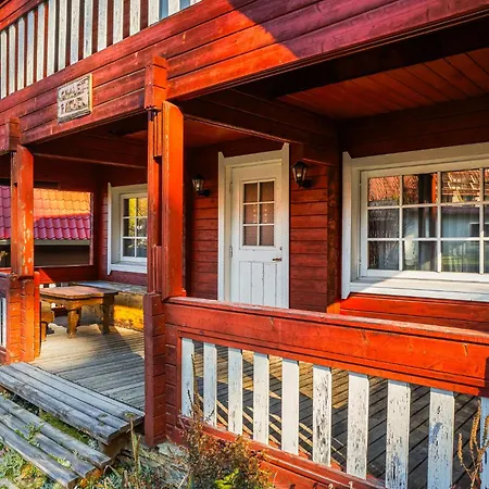 Отель Mura With & Hot Swimming Pool