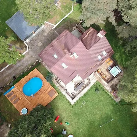 Mura With & Hot Swimming Pool ホテル