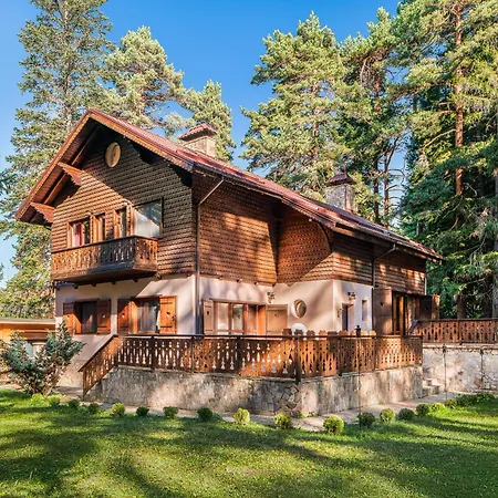 Hotel Mura With & Hot Swimming Pool