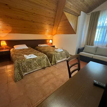 Mura With & Hot Swimming Pool