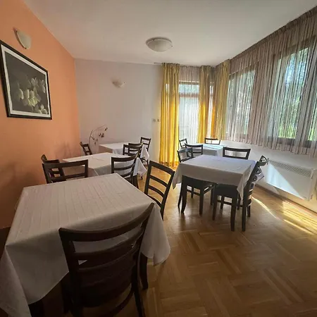 Mura With & Hot Swimming Pool * Borovets