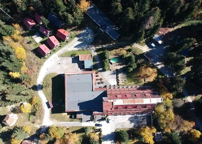 Mura With & Hot Swimming Pool