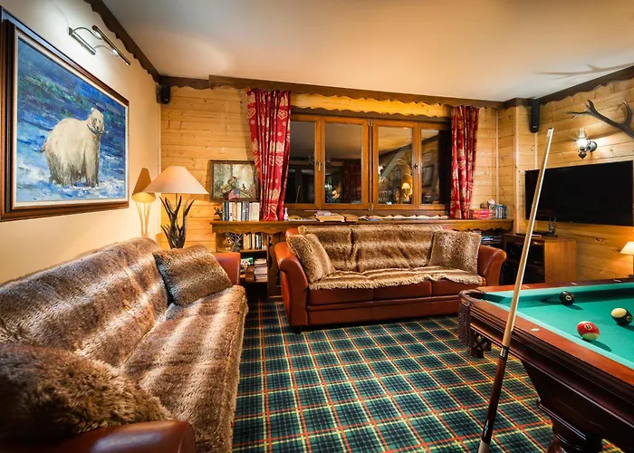 Mura With & Hot Swimming Pool Hotel *