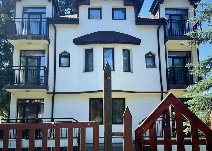 Hotel Mura With & Hot Swimming Pool