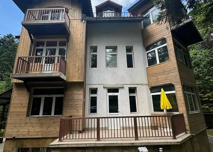 Mura With & Hot Swimming Pool *