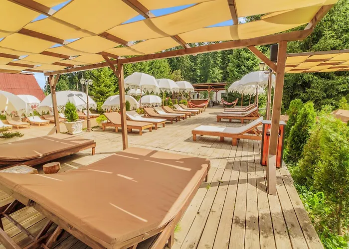 Mura With & Hot Swimming Pool